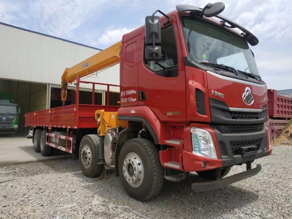 國六柳汽前四后八隨車(chē)吊全面面市