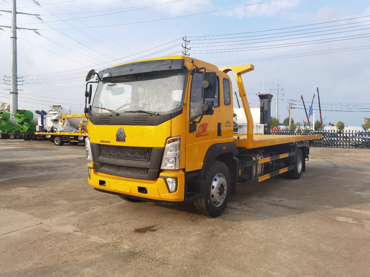 國六重汽豪沃黃牌清障車(chē)