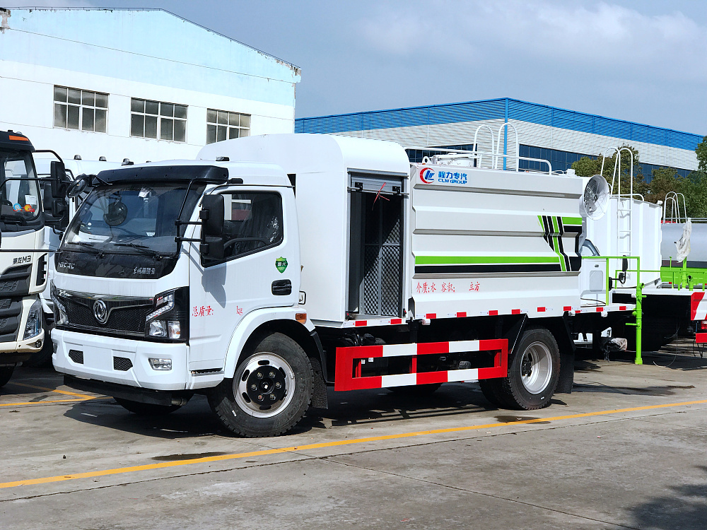 東風(fēng)凱普特多功能霧炮車(chē)國六6.5立方/30-60米霧炮