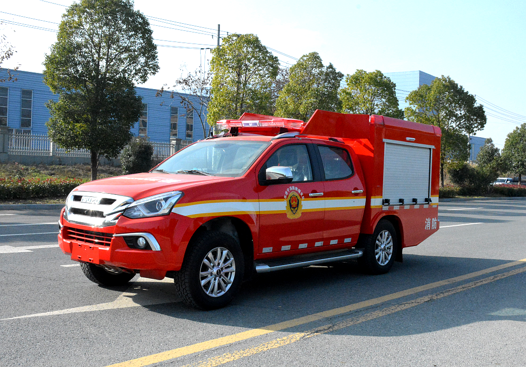 五十鈴通訊指揮車(chē)